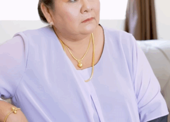 T1710128 แม งอแงไม อยากลงจากรถ part 2